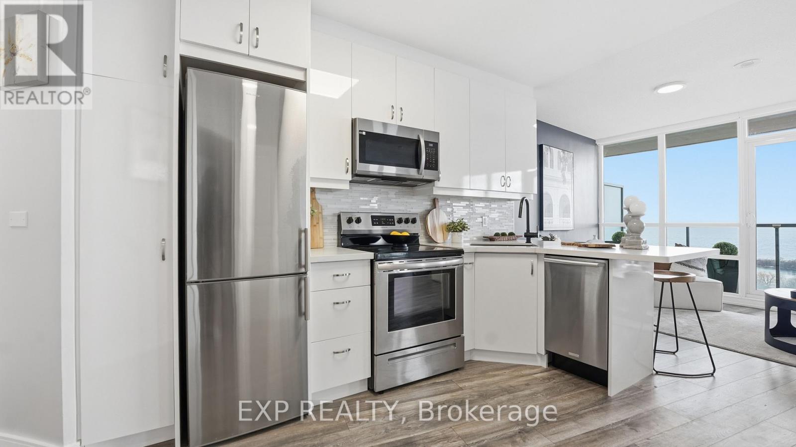 1908 - 2240 Lake Shore Boulevard W, Toronto, Ontario M8V 0B1 - Photo 12 - W12602306