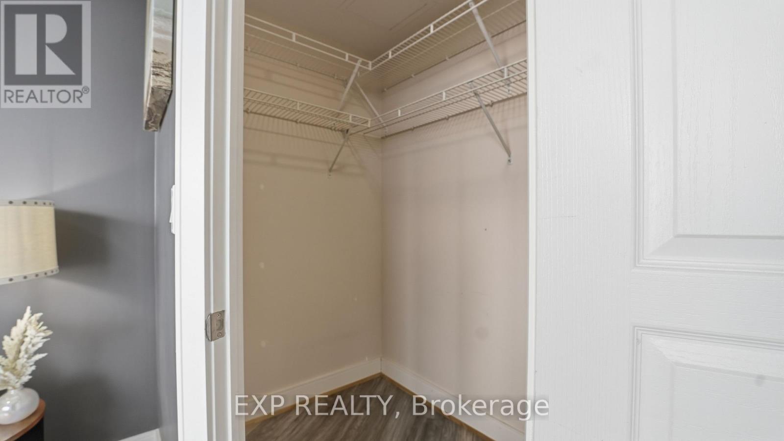 1908 - 2240 Lake Shore Boulevard W, Toronto, Ontario M8V 0B1 - Photo 22 - W12602306