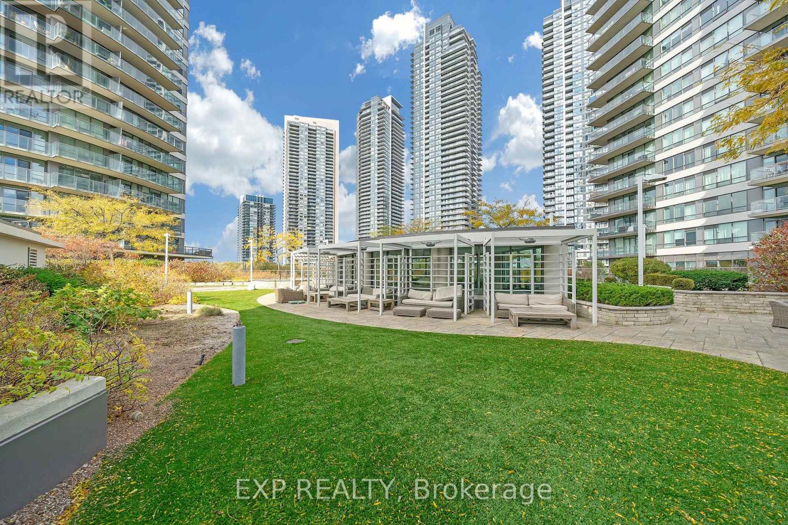 1908 - 2240 Lake Shore Boulevard W, Toronto, Ontario M8V 0B1 - Photo 38 - W12602306