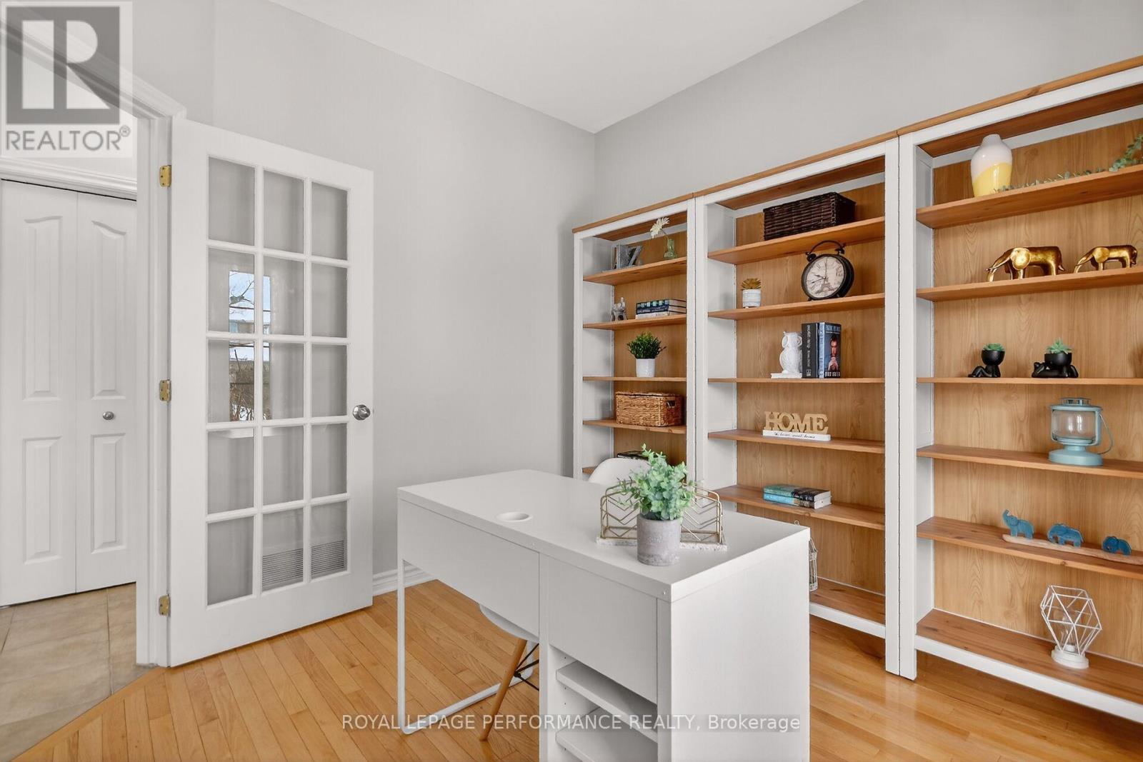 1910 Schroeder Crescent, Ottawa, Ontario  K4A 4P8 - Photo 7 - X12603318