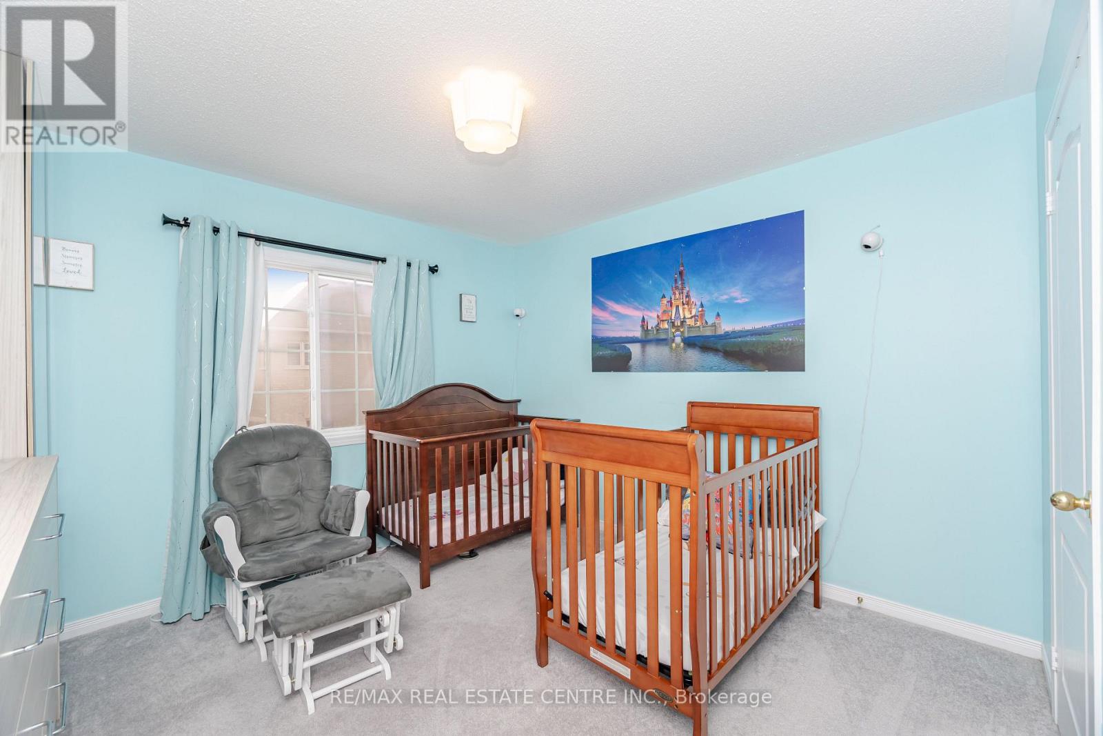 23 Quailvalley Drive, Brampton, Ontario L6R 0N3 - Photo 25 - W12603030