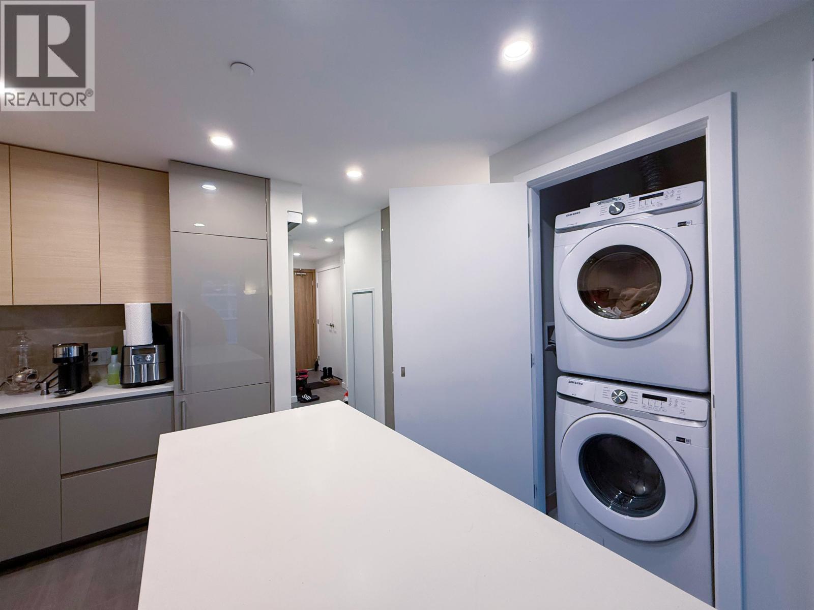 2009 2108 Gilmore Avenue, Burnaby, British Columbia  V5C 0N8 - Photo 12 - R3072380