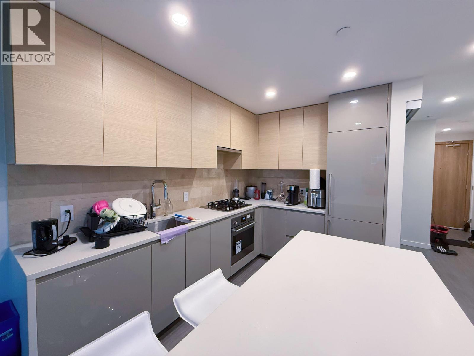 2009 2108 Gilmore Avenue, Burnaby, British Columbia  V5C 0N8 - Photo 2 - R3072380