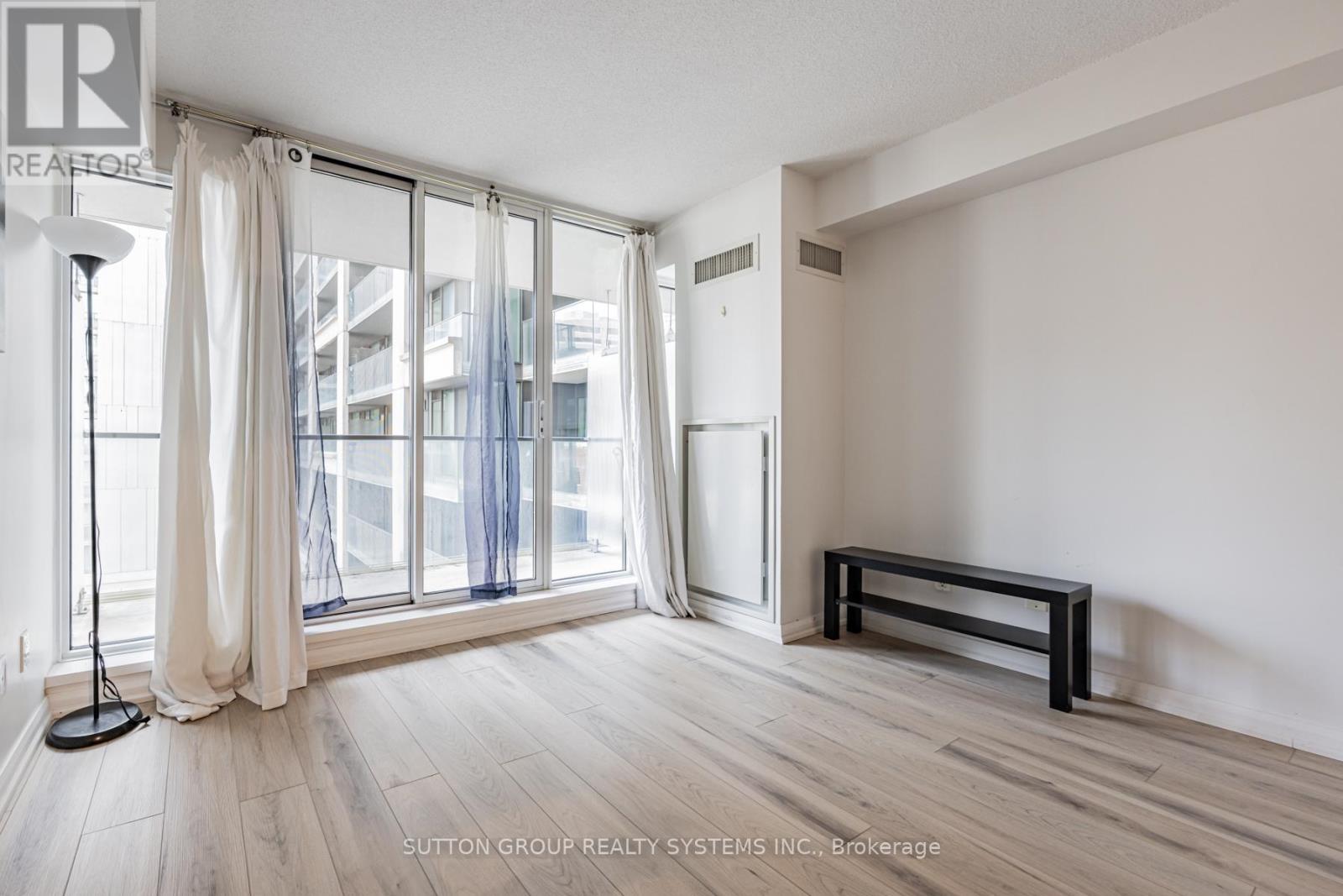 735 - 111 Elizabeth Street, Toronto, Ontario M5G 1P7 - Photo 20 - C12603310