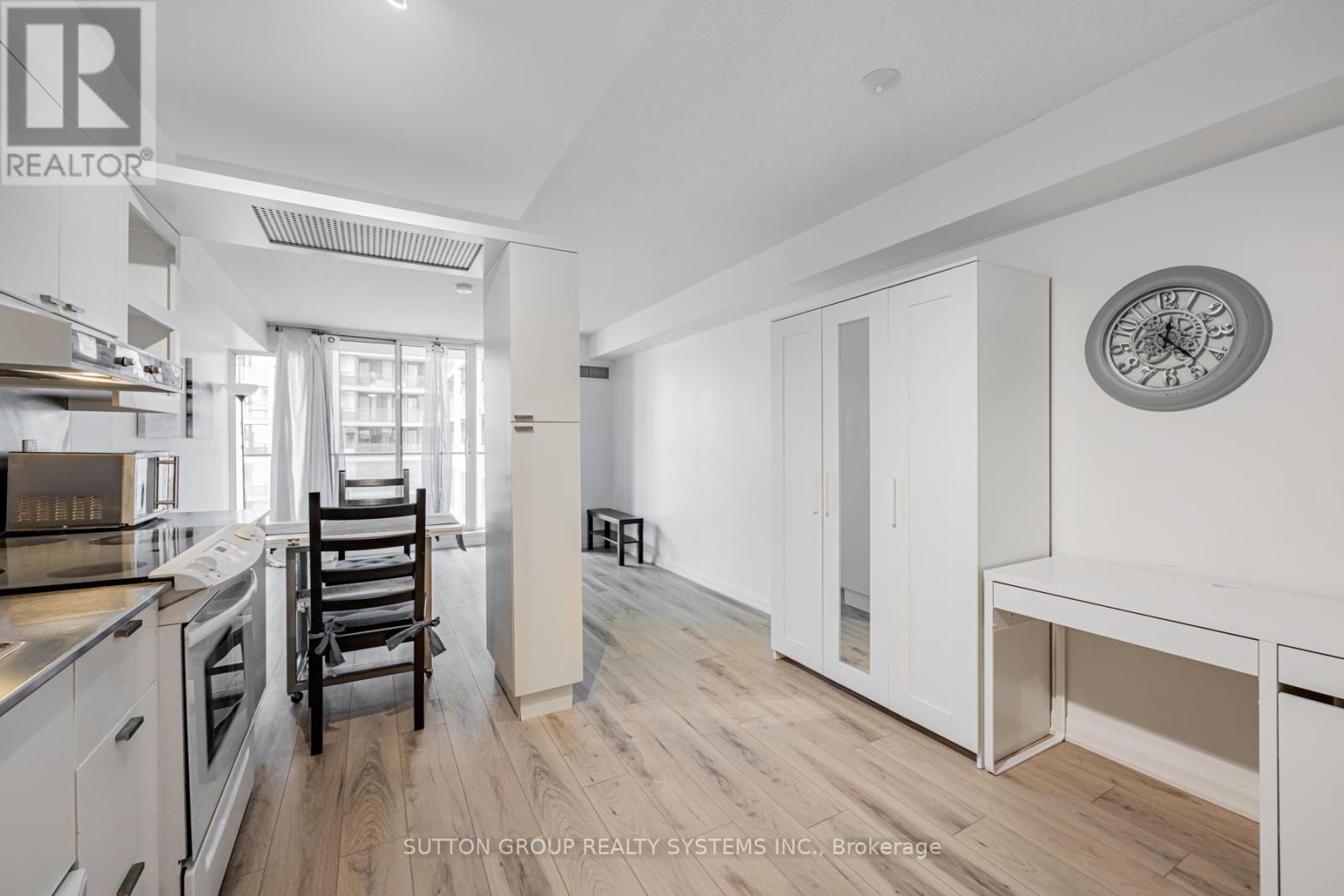 735 - 111 Elizabeth Street, Toronto, Ontario M5G 1P7 - Photo 7 - C12603310