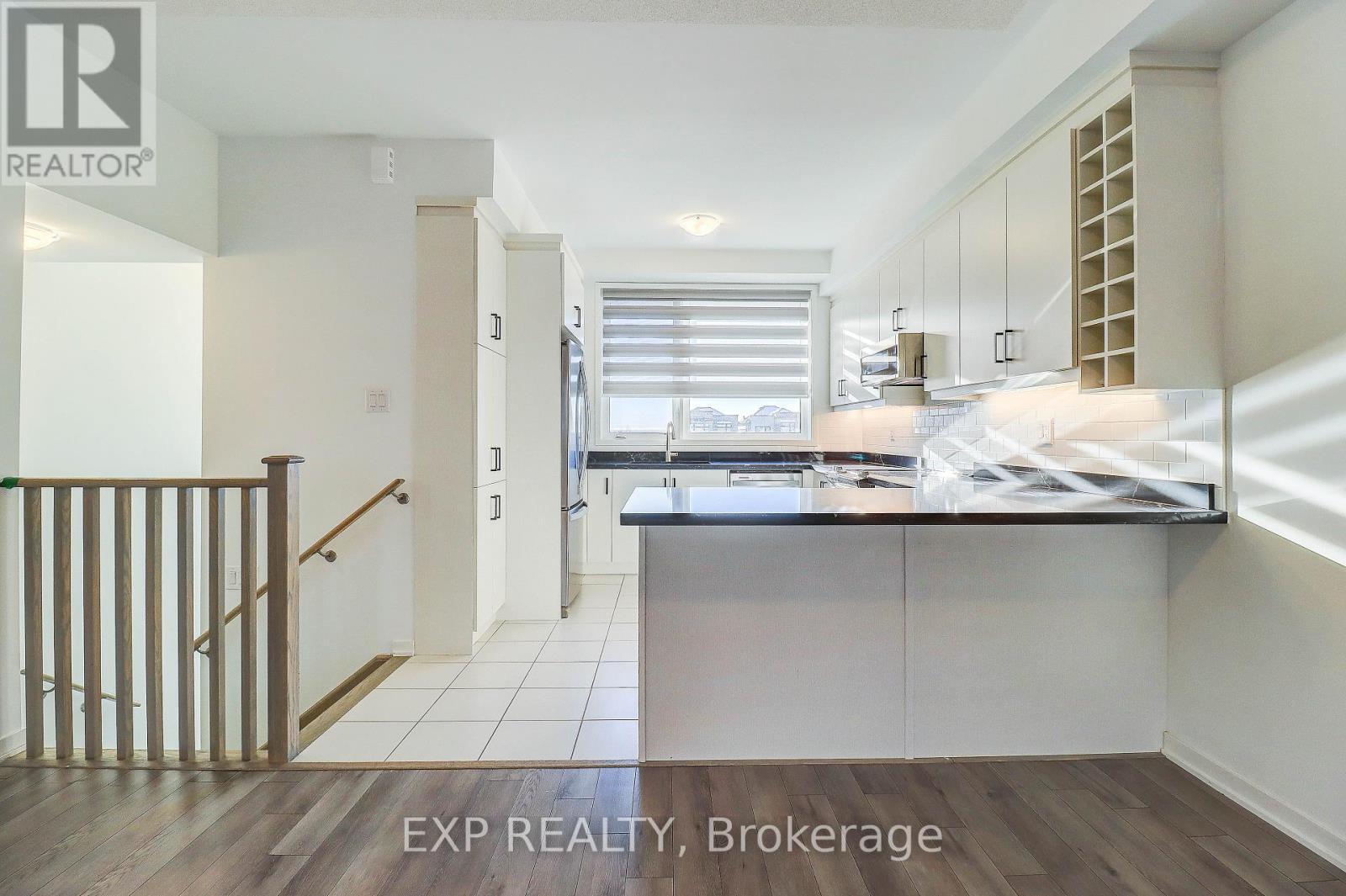 756 Heathrow Path, Oshawa, Ontario  L1K 3G4 - Photo 6 - E12603326