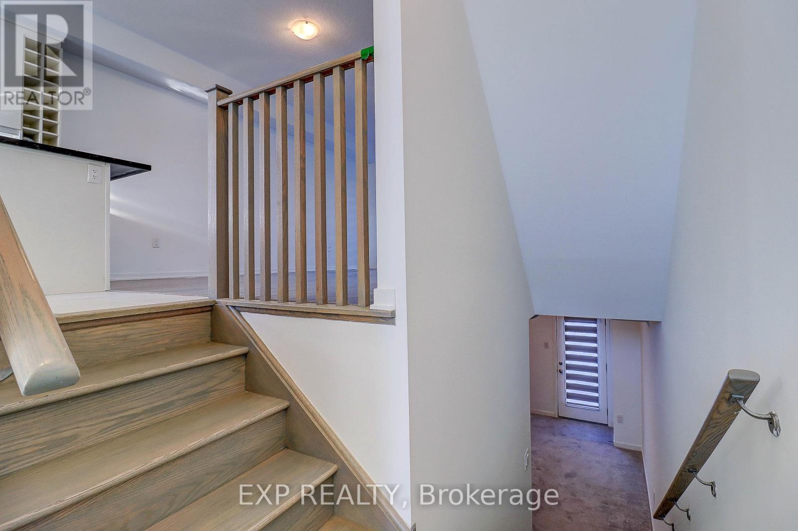 756 Heathrow Path, Oshawa, Ontario  L1K 3G4 - Photo 9 - E12603326