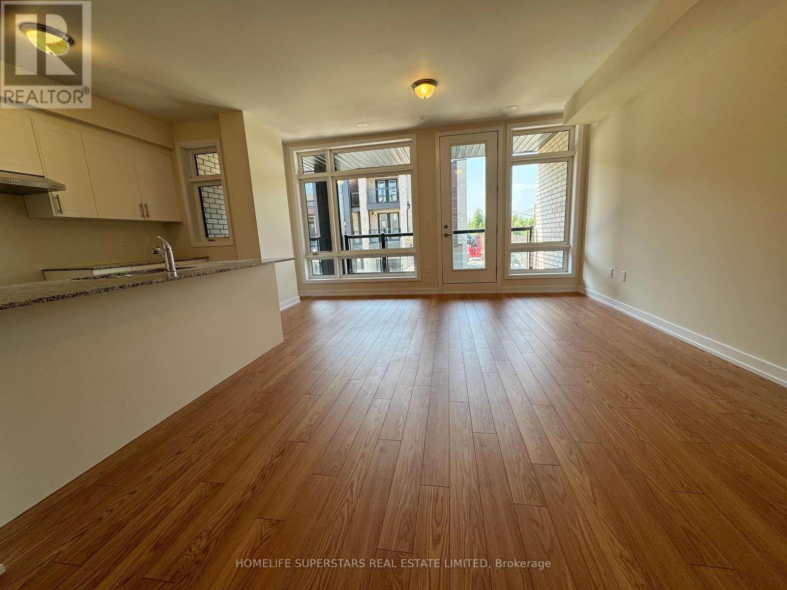 15 Chiffon Street, Vaughan, Ontario  L4L 0M6 - Photo 9 - N12603320