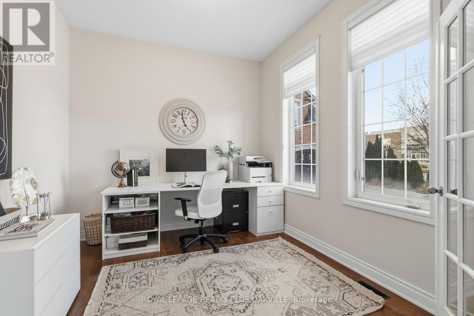 3488 Rebecca Street, Oakville, Ontario  L6L 6X9 - Photo 4 - W12603314