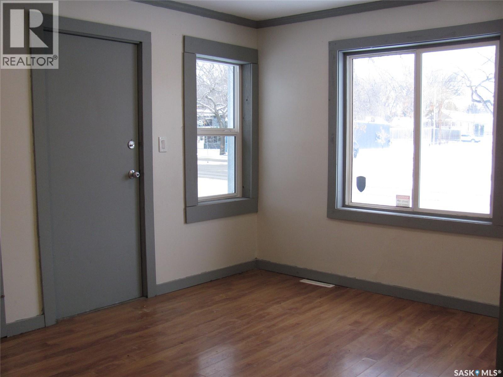 803 I Avenue N, Saskatoon, Saskatchewan  S7L 2H2 - Photo 6 - SK025238