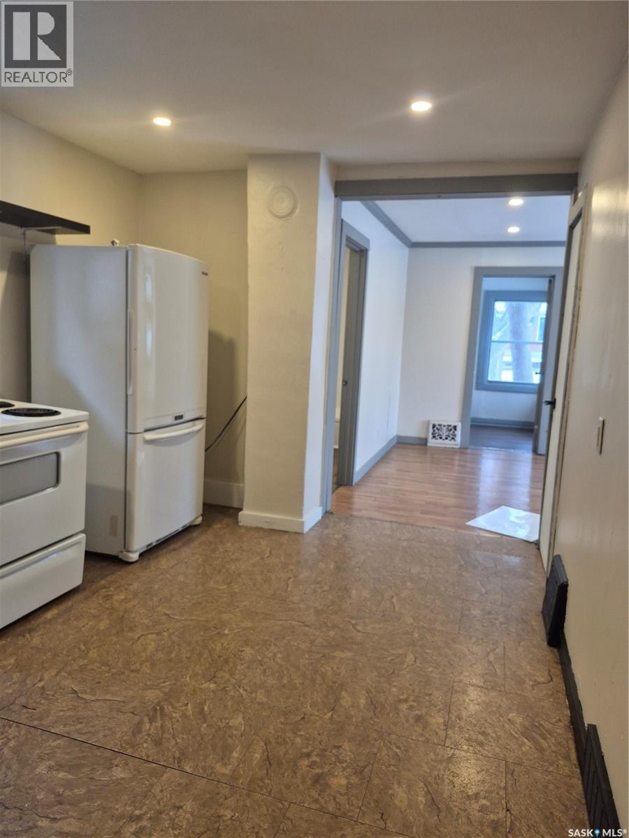 803 I Avenue N, Saskatoon, Saskatchewan  S7L 2H2 - Photo 9 - SK025238