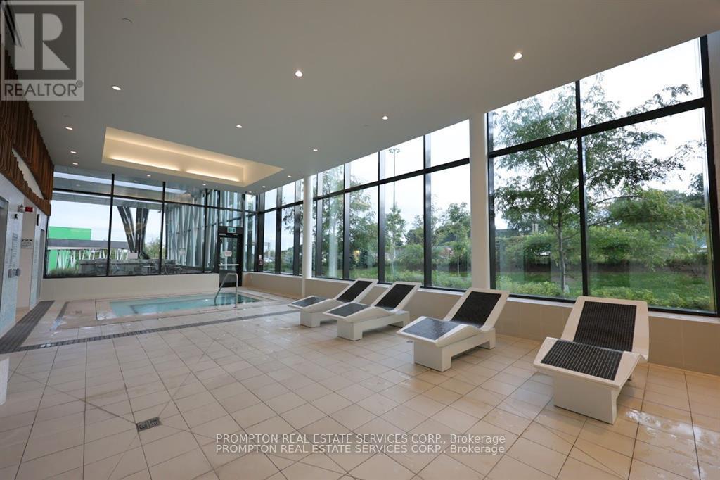 2009 - 95 Mcmahon Drive, Toronto, Ontario  M2K 0H2 - Photo 17 - C12483918