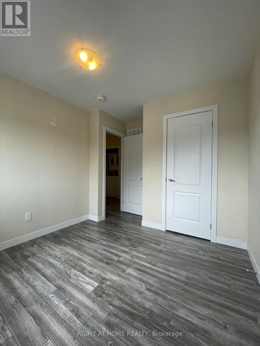 59 Denistoun Street, Welland, Ontario  L3C 0H6 - Photo 22 - X12602116