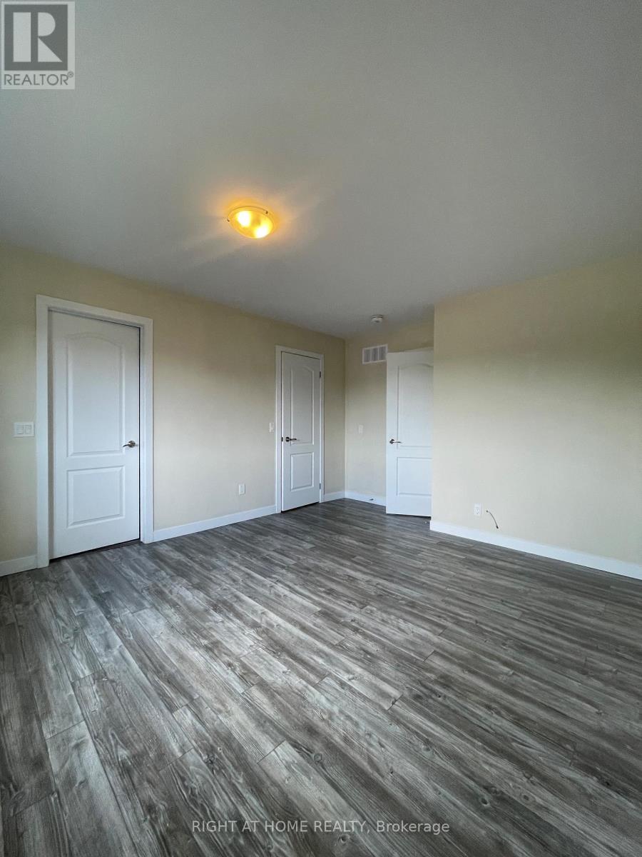 59 Denistoun Street, Welland, Ontario  L3C 0H6 - Photo 18 - X12602116