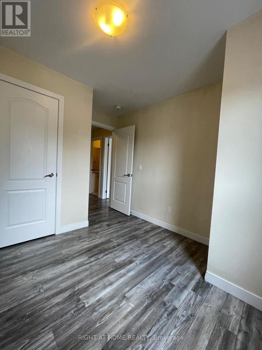 59 Denistoun Street, Welland, Ontario  L3C 0H6 - Photo 15 - X12602116