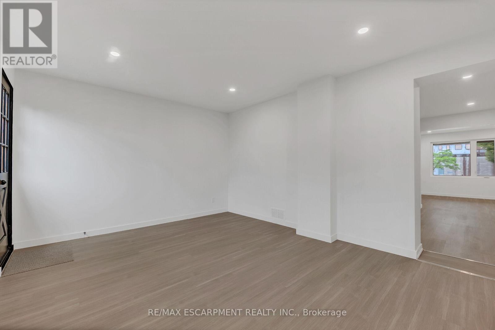 20 Crosthwaite Avenue N, Hamilton, Ontario  L8H 4T9 - Photo 20 - X12603322