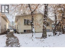 5103 & 5105 38 Street South Hill