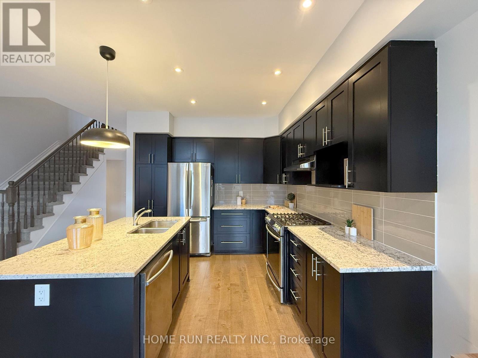 781 Brian Good Avenue, Ottawa, Ontario  K4M 0E3 - Photo 8 - X12603352