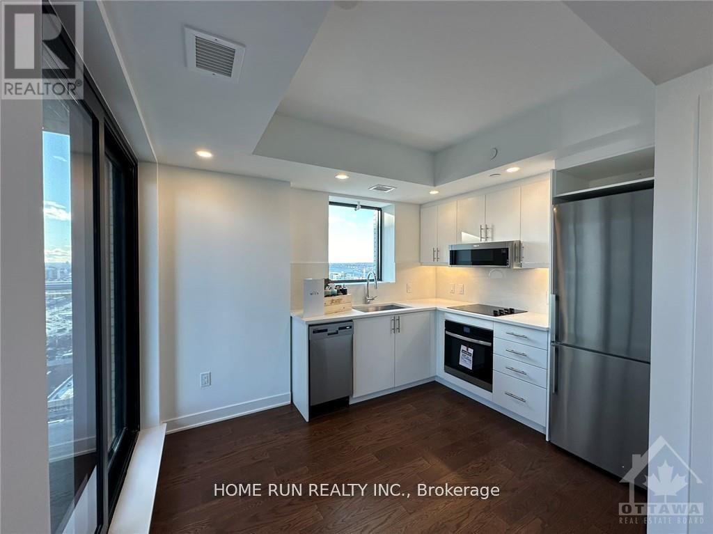 2411 - 340 Queen Street, Ottawa, Ontario  K1R 0G1 - Photo 3 - X12603376