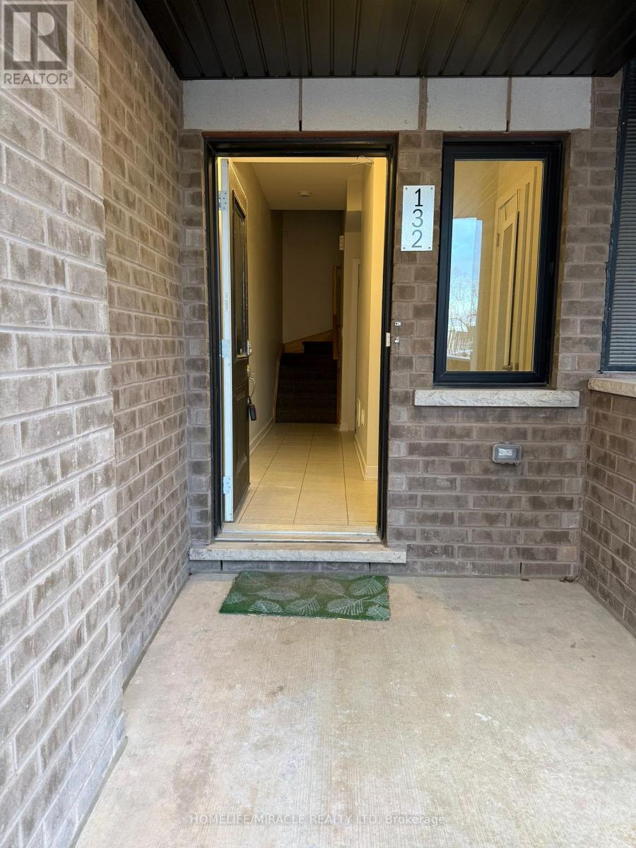 132 - 590 N Service Road, Hamilton, Ontario  L8E 0K5 - Photo 11 - X12547654