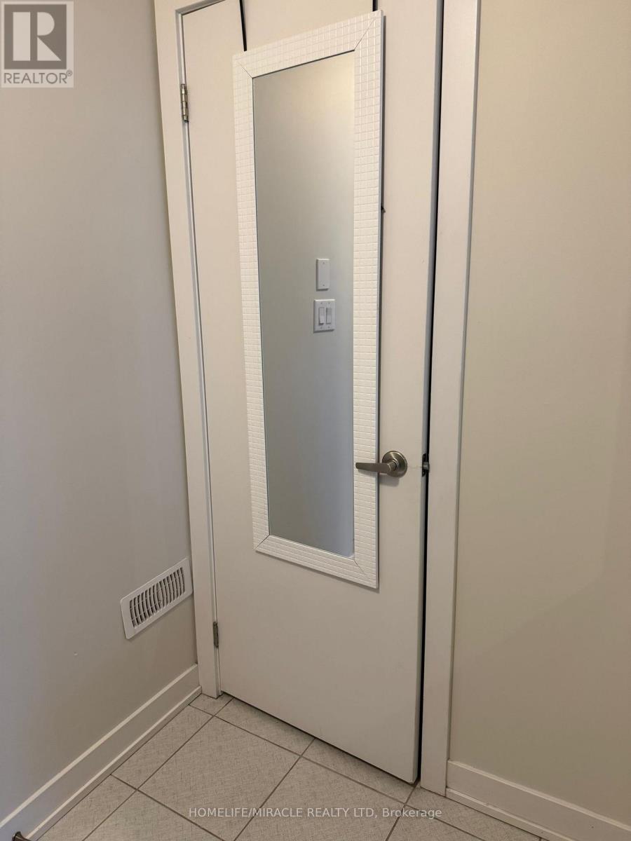 132 - 590 N Service Road, Hamilton, Ontario  L8E 0K5 - Photo 27 - X12547654