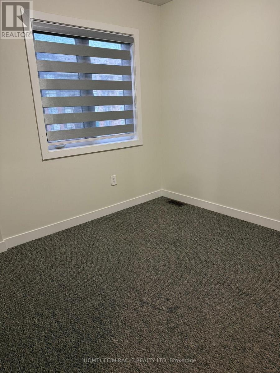 132 - 590 N Service Road, Hamilton, Ontario  L8E 0K5 - Photo 6 - X12547654