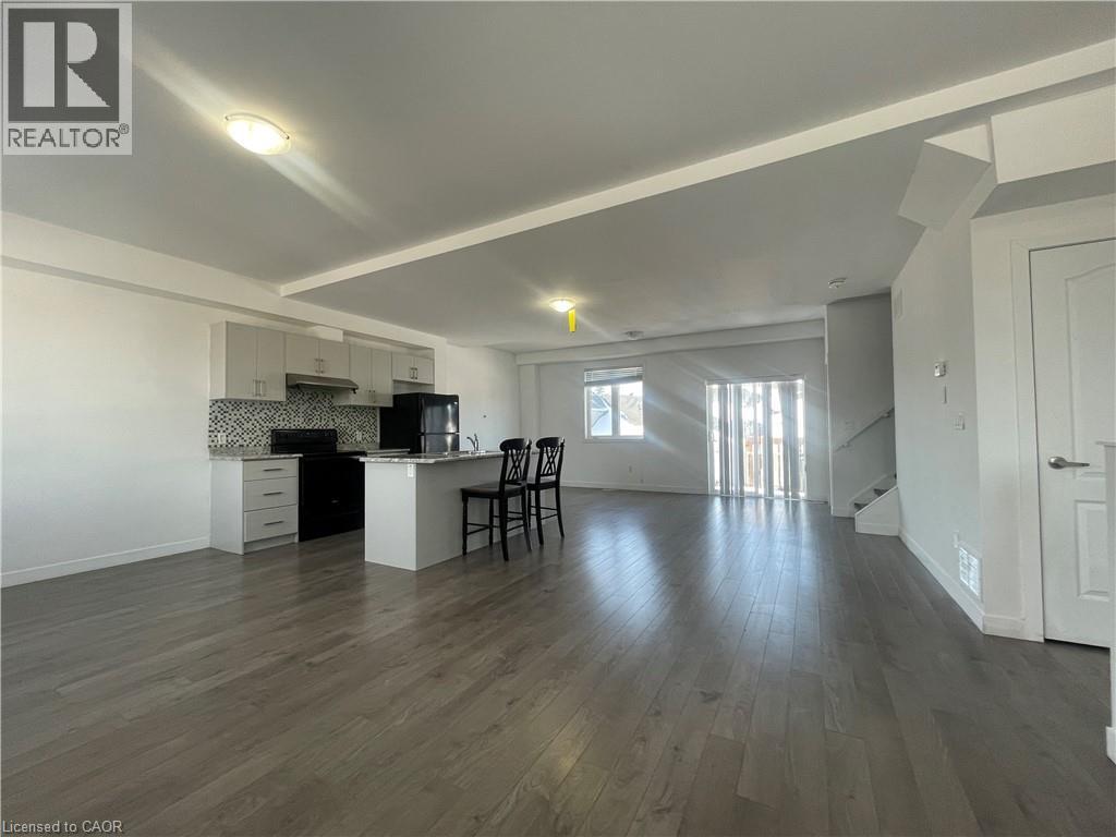 59 Denistoun Street, Welland, Ontario  L3C 0H6 - Photo 8 - 40791553