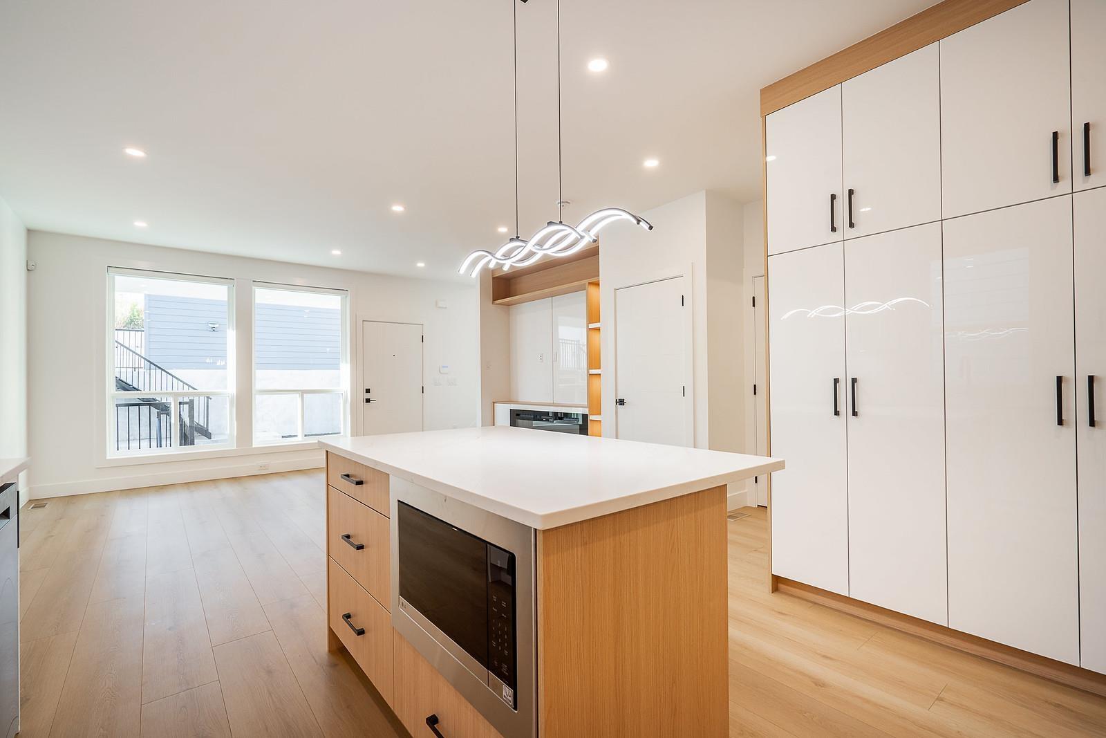 102 16693 16 Avenue, Surrey, British Columbia  V3S 9X7 - Photo 4 - R3061720