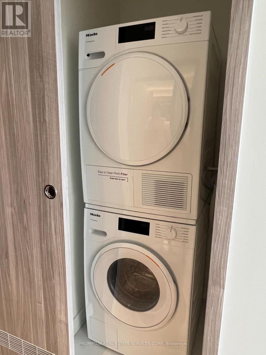 1803 - 95 Mcmahon Drive, Toronto, Ontario  M2K 0H2 - Photo 10 - C12603372