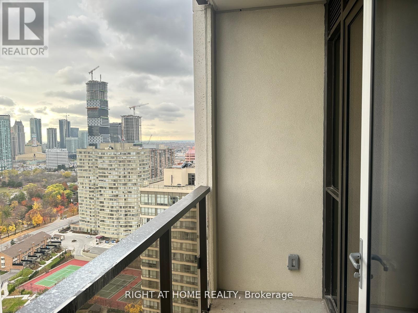 2408 - 30 Elm Drive W, Mississauga, Ontario  L5B 0N6 - Photo 17 - W12603340