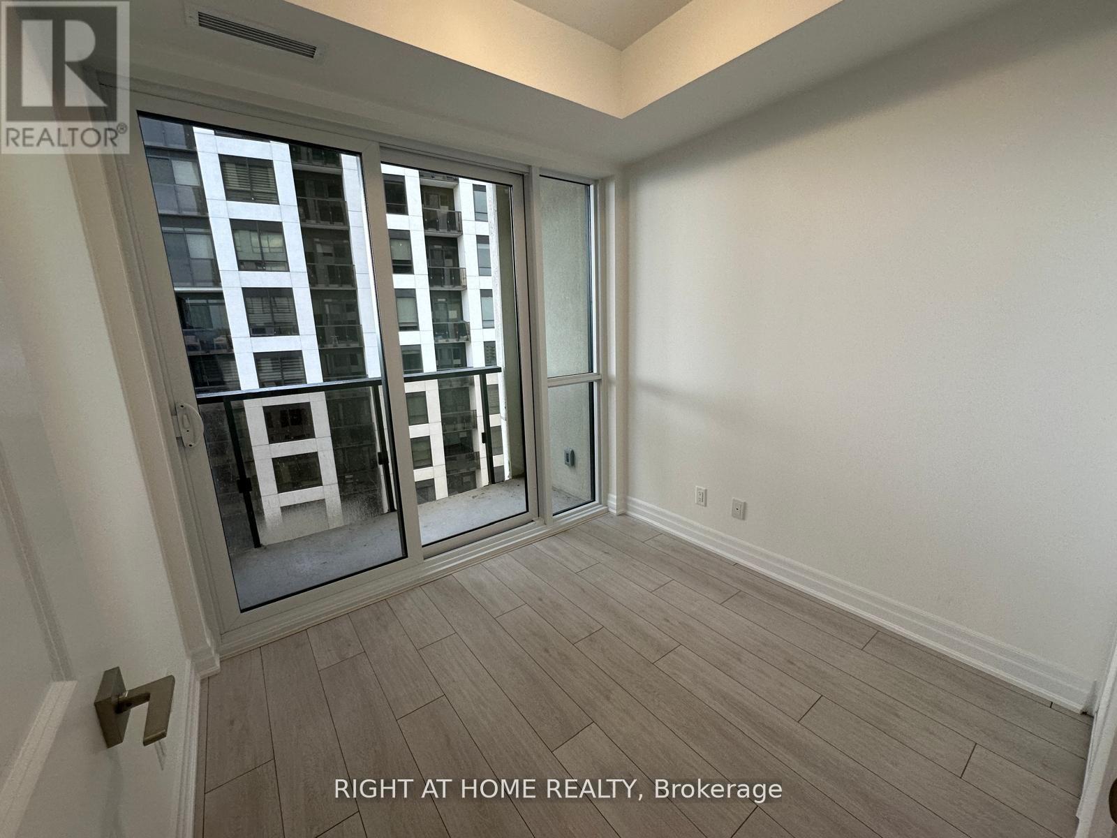 2408 - 30 Elm Drive W, Mississauga, Ontario  L5B 0N6 - Photo 18 - W12603340