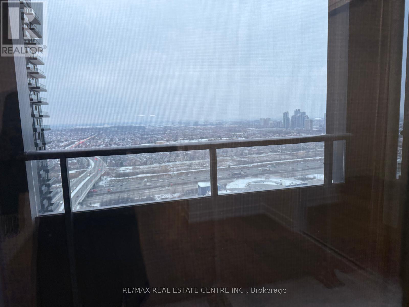 2903 - 395 Square One Drive, Mississauga, Ontario  L5B 0P6 - Photo 24 - W12603364