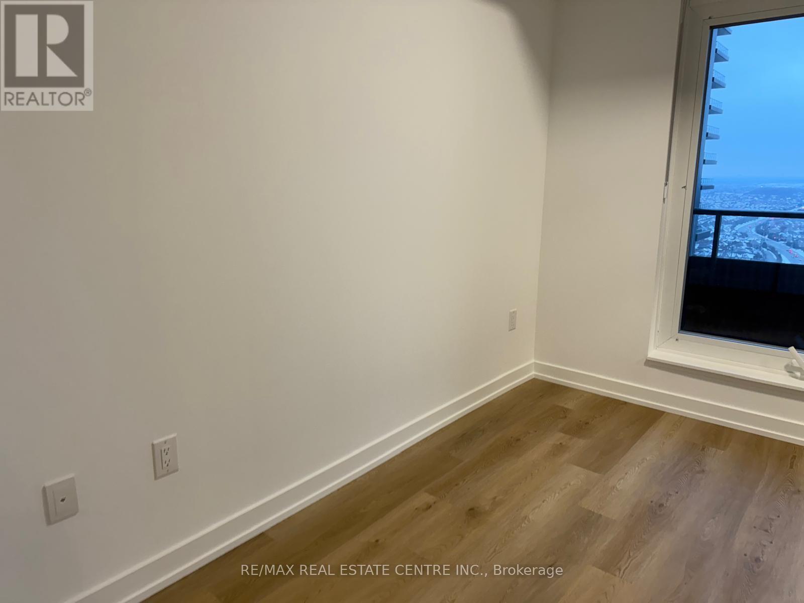 2903 - 395 Square One Drive, Mississauga, Ontario  L5B 0P6 - Photo 27 - W12603364