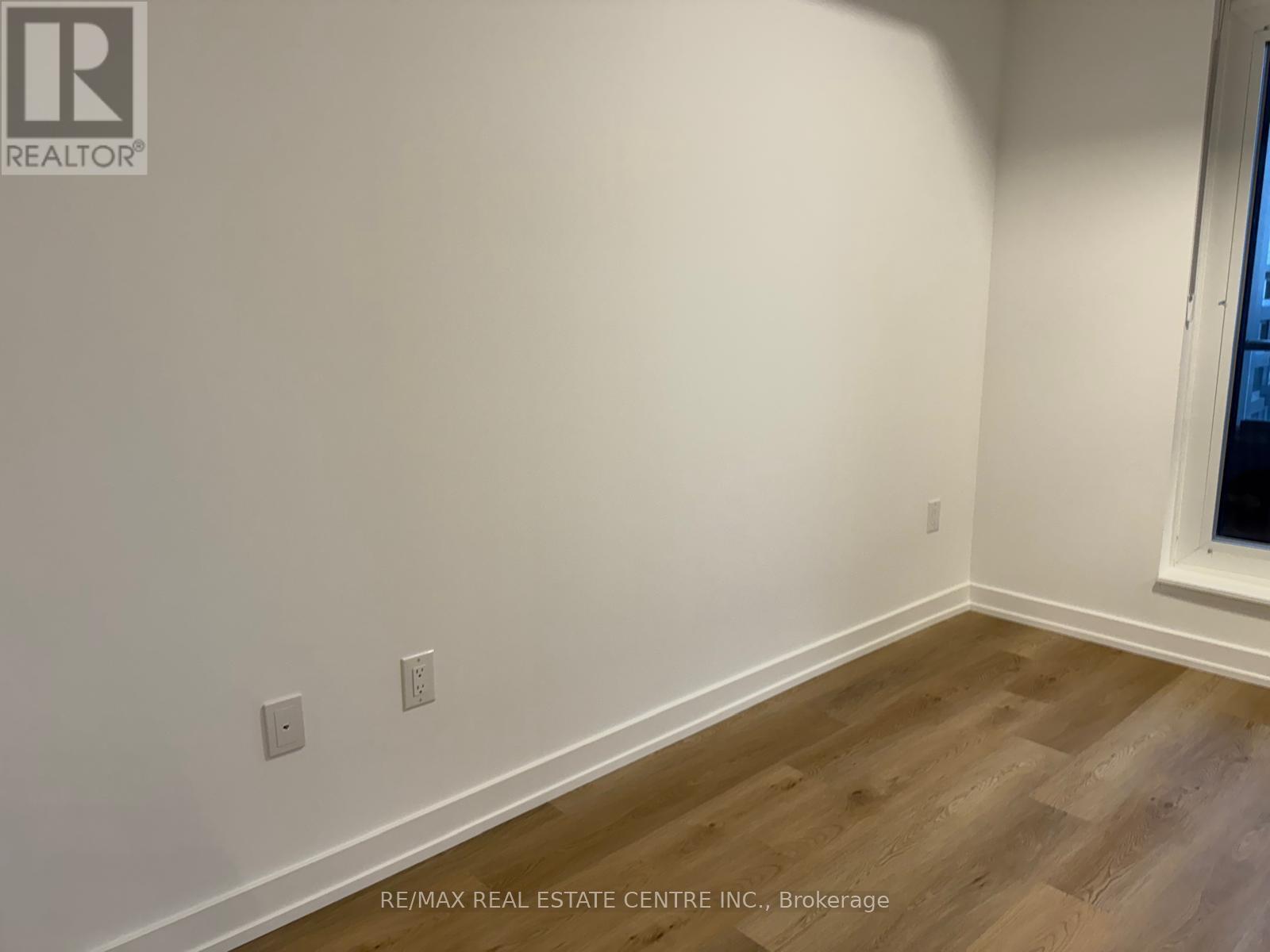 2903 - 395 Square One Drive, Mississauga, Ontario  L5B 0P6 - Photo 28 - W12603364