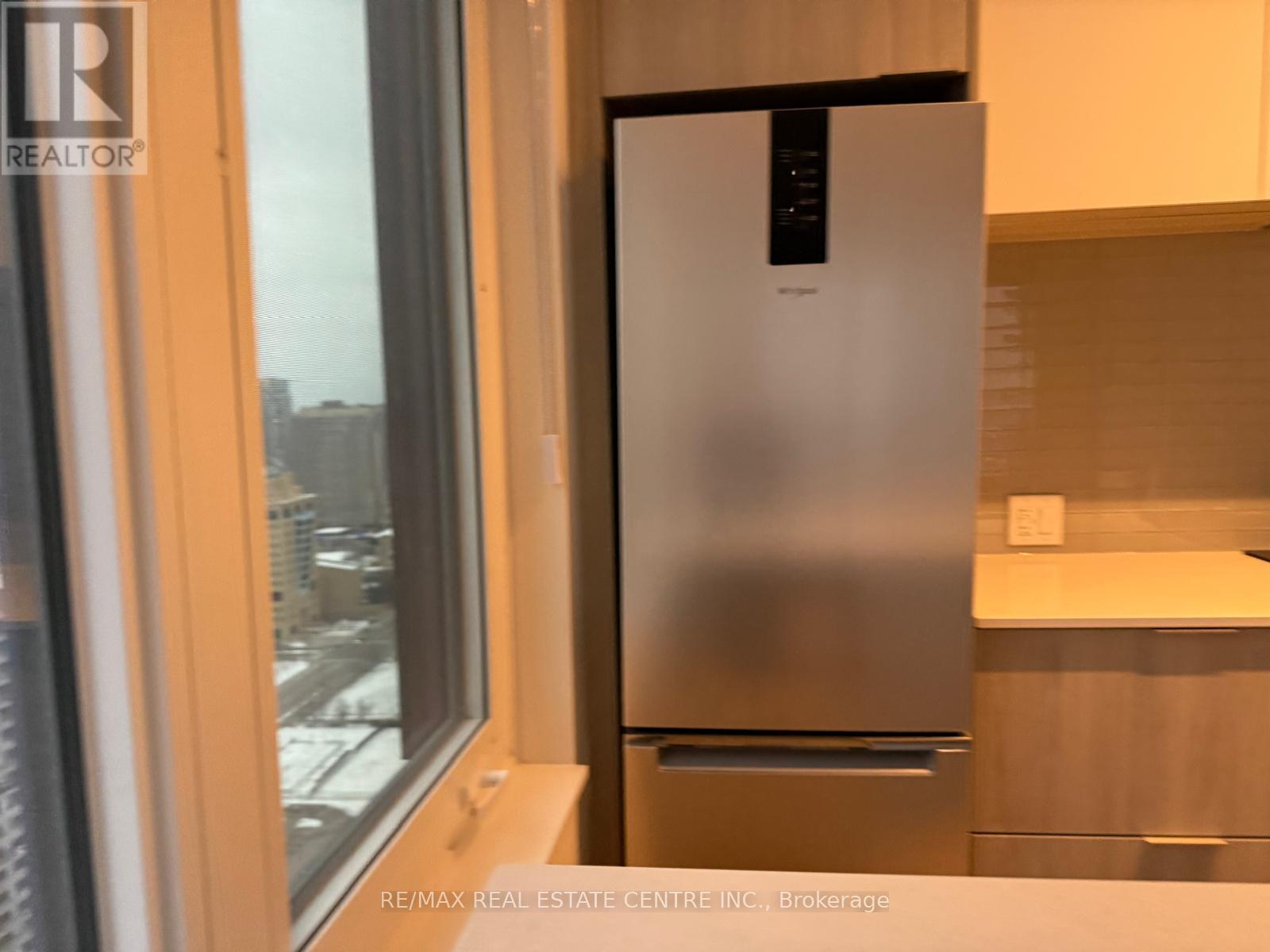 2903 - 395 Square One Drive, Mississauga, Ontario  L5B 0P6 - Photo 3 - W12603364