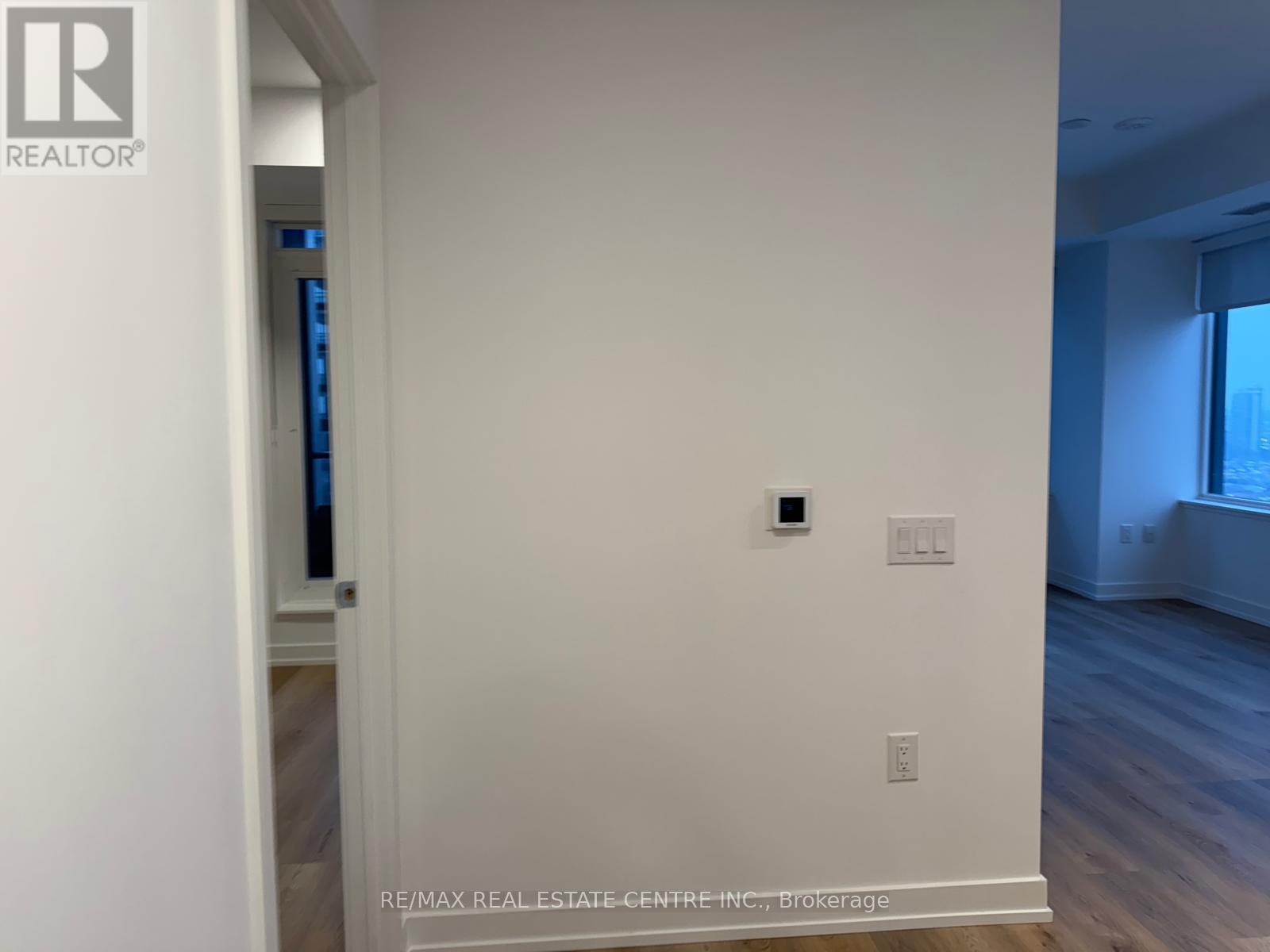 2903 - 395 Square One Drive, Mississauga, Ontario  L5B 0P6 - Photo 31 - W12603364