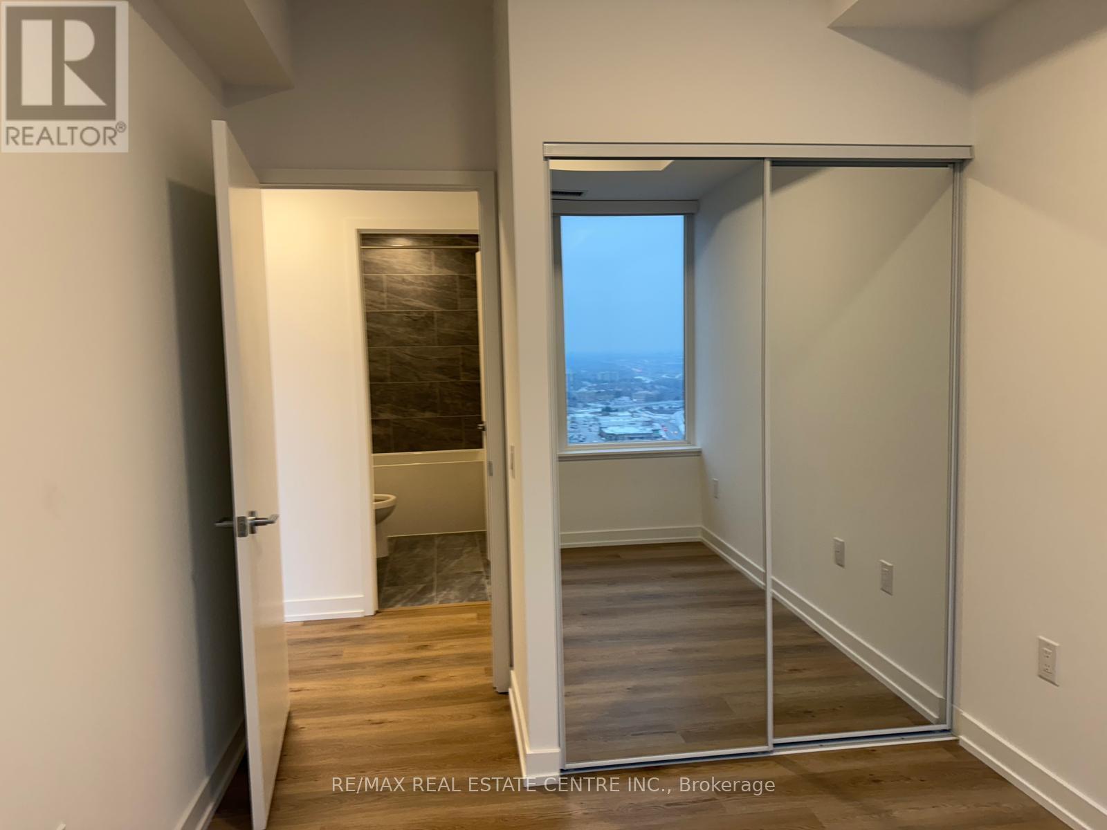 2903 - 395 Square One Drive, Mississauga, Ontario  L5B 0P6 - Photo 34 - W12603364