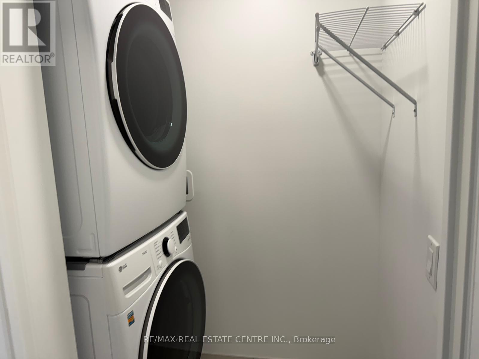 2903 - 395 Square One Drive, Mississauga, Ontario  L5B 0P6 - Photo 43 - W12603364