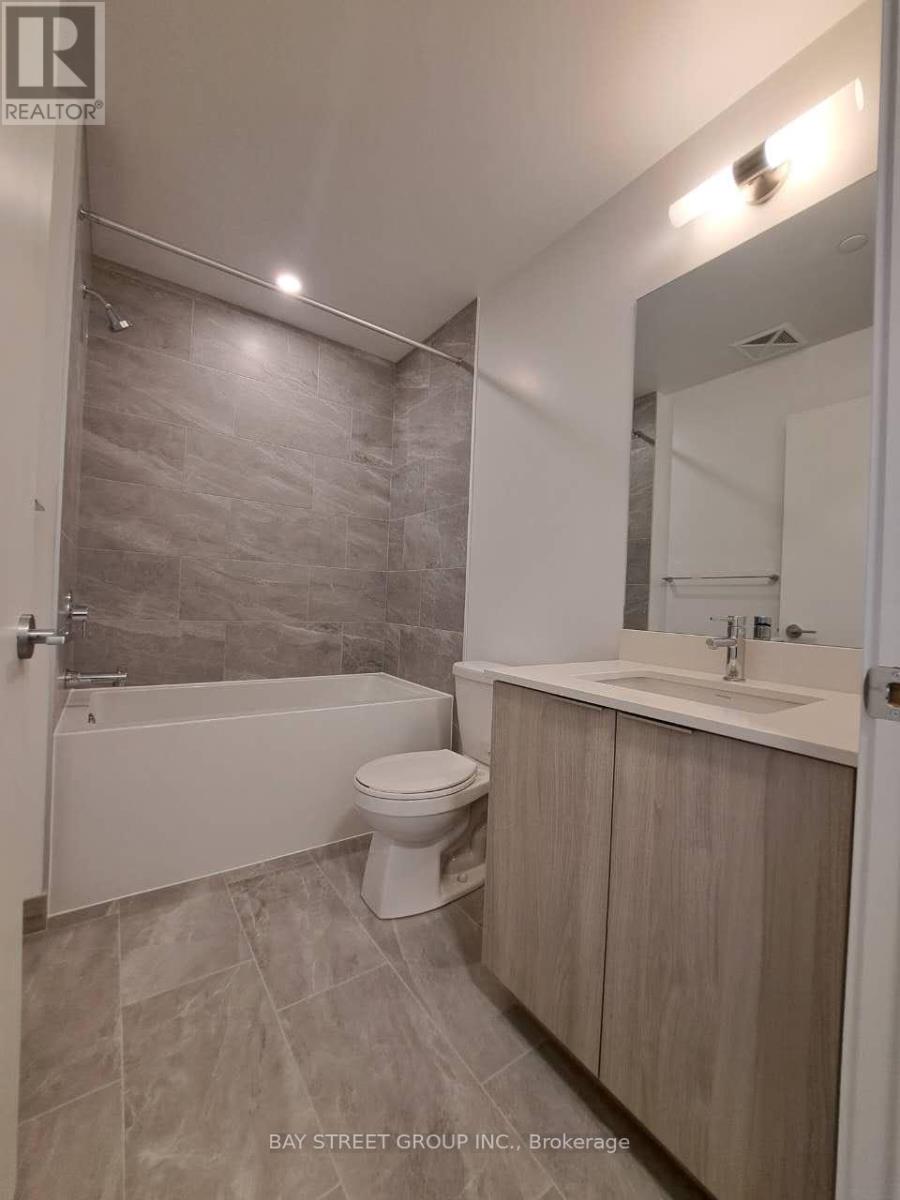 2802 - 395 Square One Drive, Mississauga, Ontario  L5B 0P6 - Photo 7 - W12603368