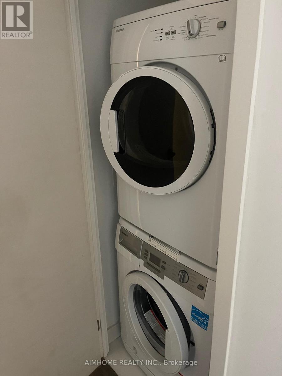 2705 - 68 Shuter Street, Toronto, Ontario  M5B 1B1 - Photo 8 - C12451005