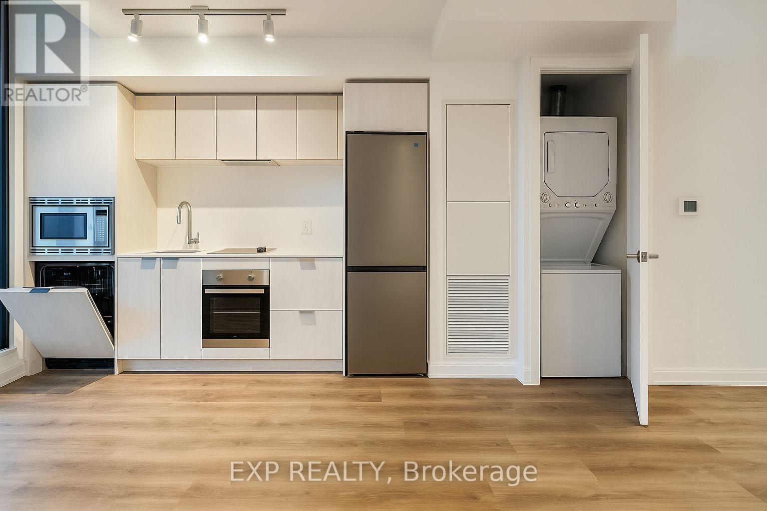 509 - 1 Jarvis Street, Hamilton, Ontario  L8R 3J2 - Photo 10 - X12603342