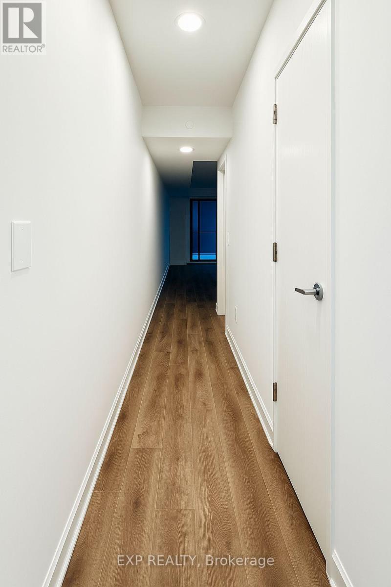 509 - 1 Jarvis Street, Hamilton, Ontario  L8R 3J2 - Photo 2 - X12603342