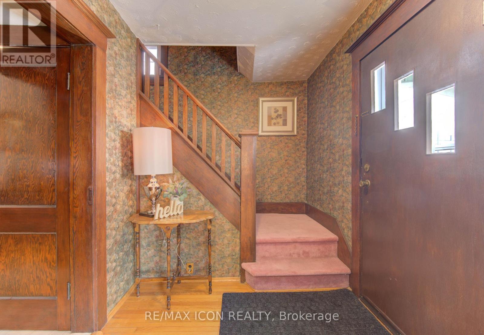 160 Glasgow Street, Waterloo, Ontario  N2G 2G9 - Photo 13 - X12603350