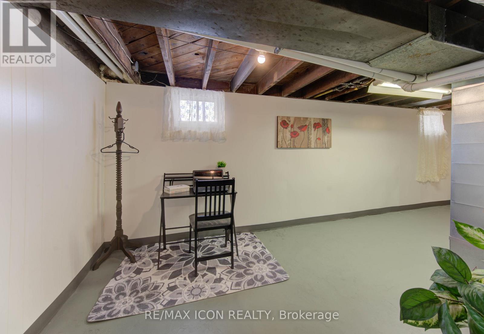 160 Glasgow Street, Waterloo, Ontario  N2G 2G9 - Photo 24 - X12603350