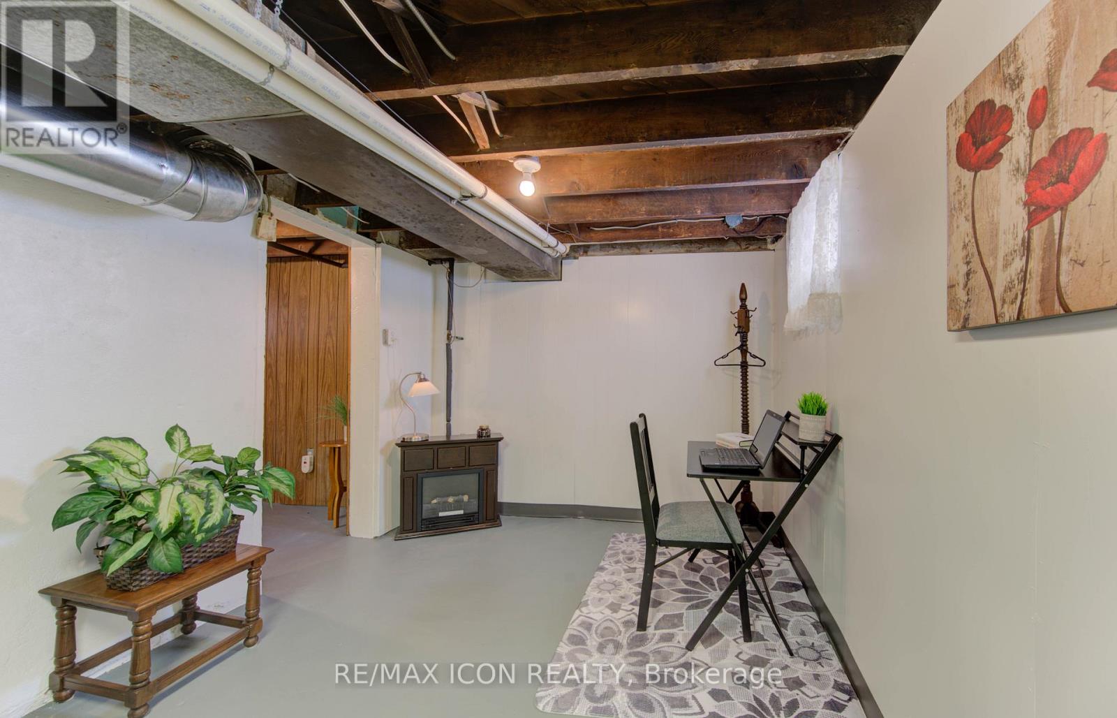 160 Glasgow Street, Waterloo, Ontario  N2G 2G9 - Photo 25 - X12603350