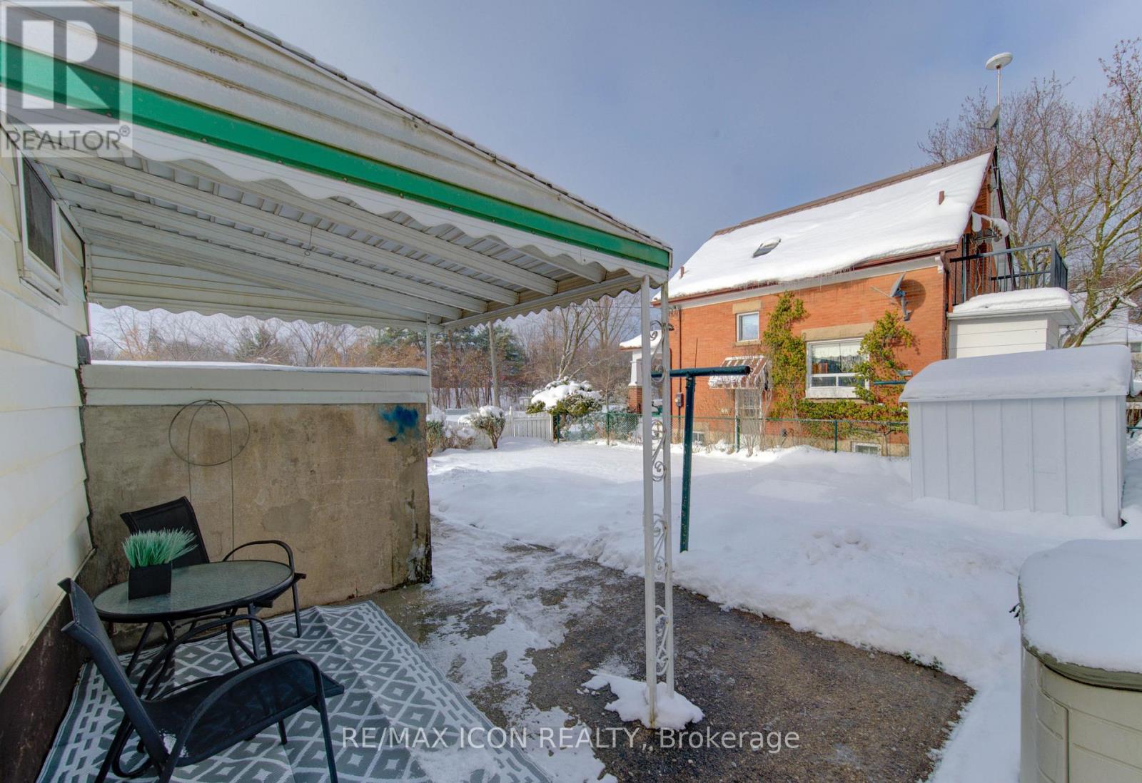 160 Glasgow Street, Waterloo, Ontario  N2G 2G9 - Photo 29 - X12603350