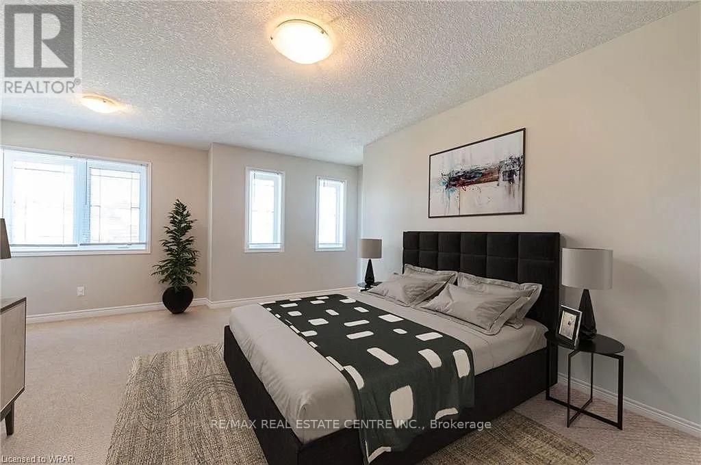 887 Frontenac Crescent, Woodstock, Ontario  N4V 0A8 - Photo 6 - X12603360