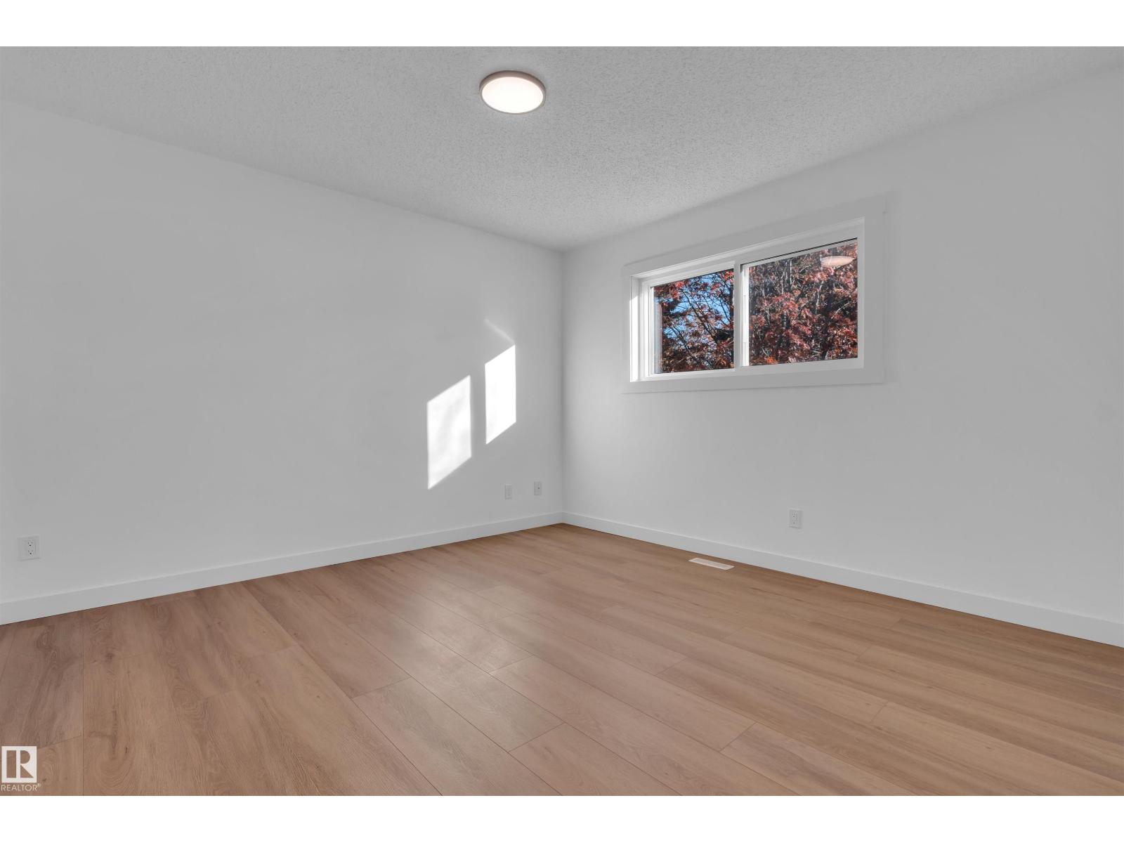 1111 49a St Nw, Edmonton, Alberta T6L 4C5 - Photo 14 - E4464187