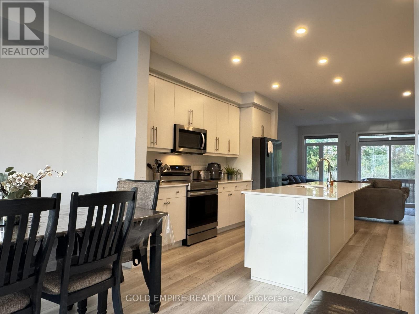 45 - 990 Deveron Crescent, London South, Ontario  N5Z 0B3 - Photo 10 - X12603382