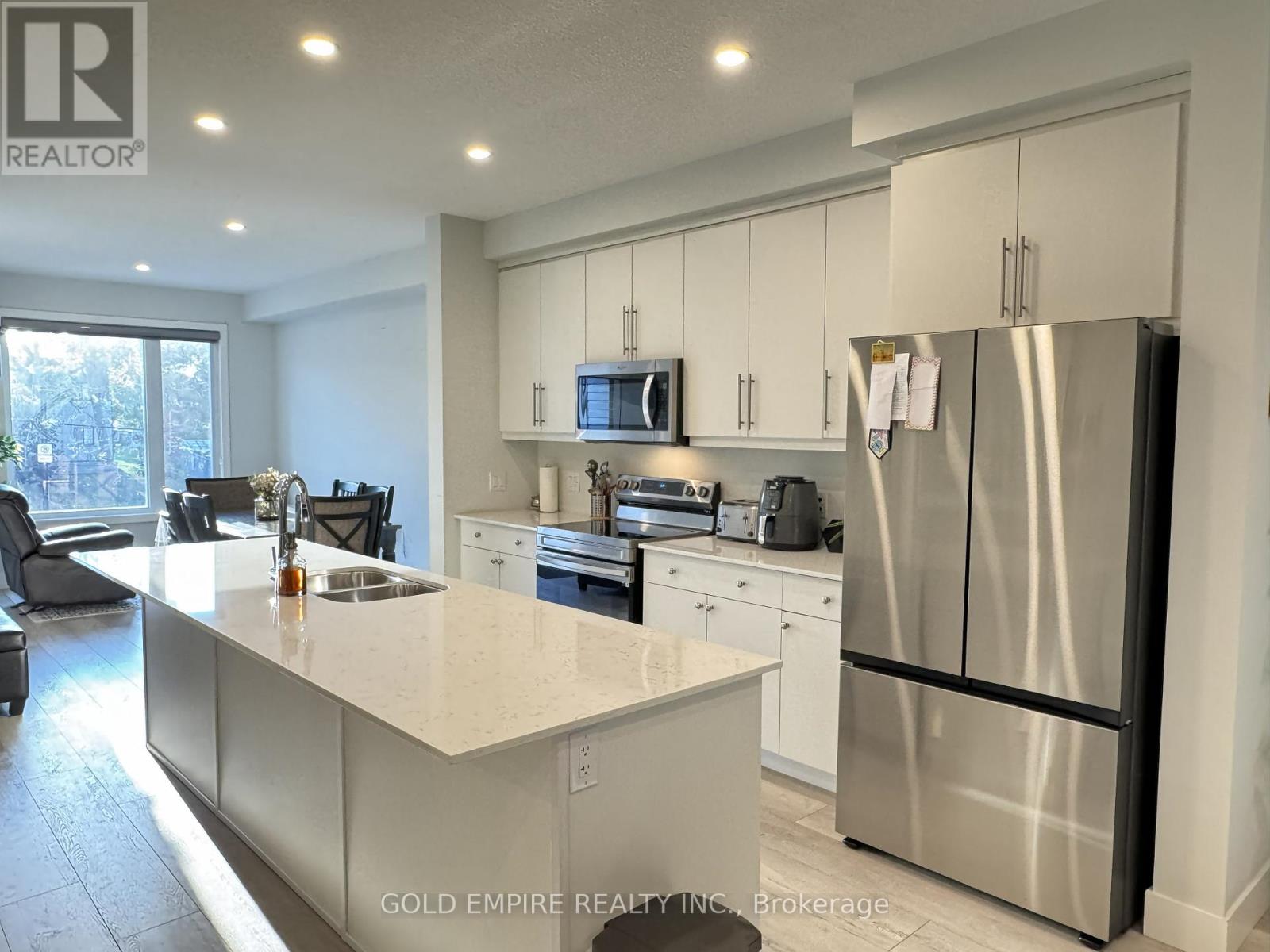 45 - 990 Deveron Crescent, London South, Ontario  N5Z 0B3 - Photo 14 - X12603382